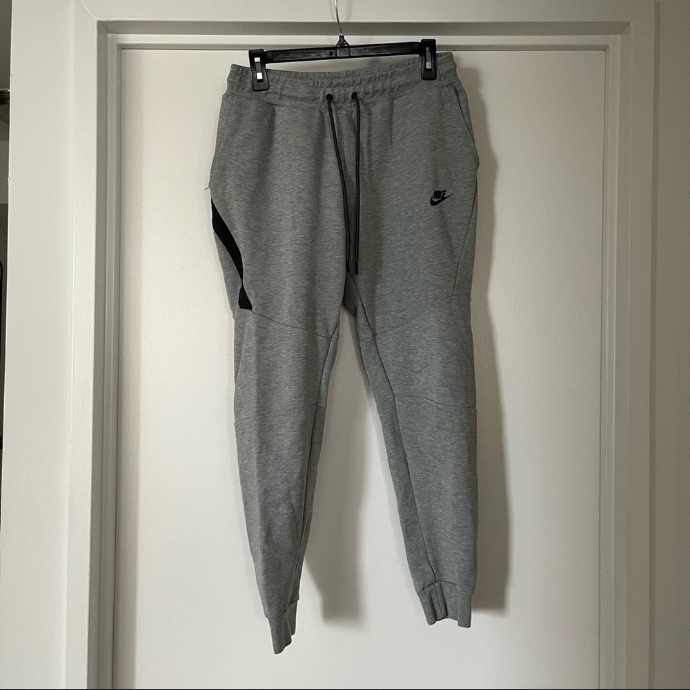 Nike fleece joggers